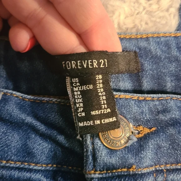 Distressed Blue Women's Jeans Forever 21 - Picture 12 of 14